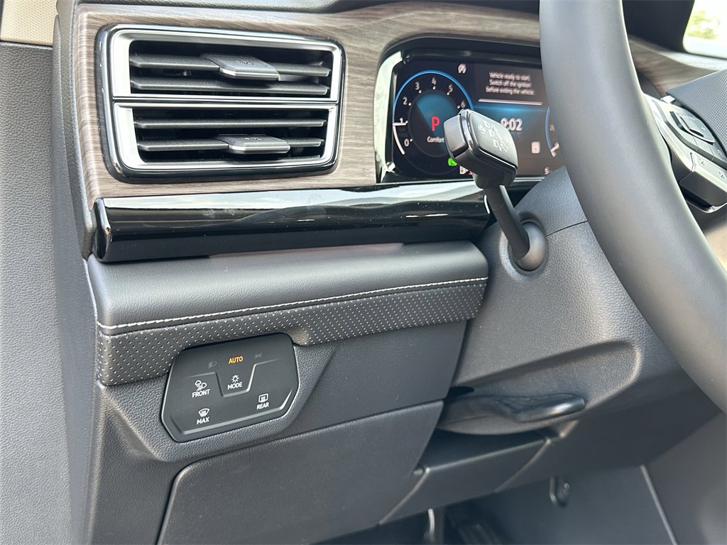 New 2026 Volkswagen Atlas SEL Premium R-Line image 18