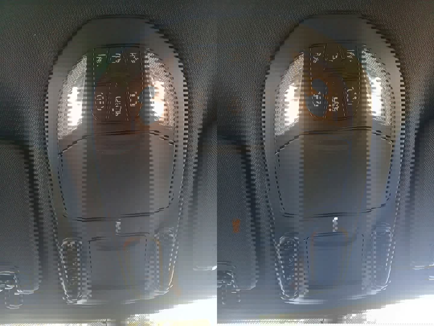 New 2026 Chrysler Pacifica Select w/ S Appearance Package image 40