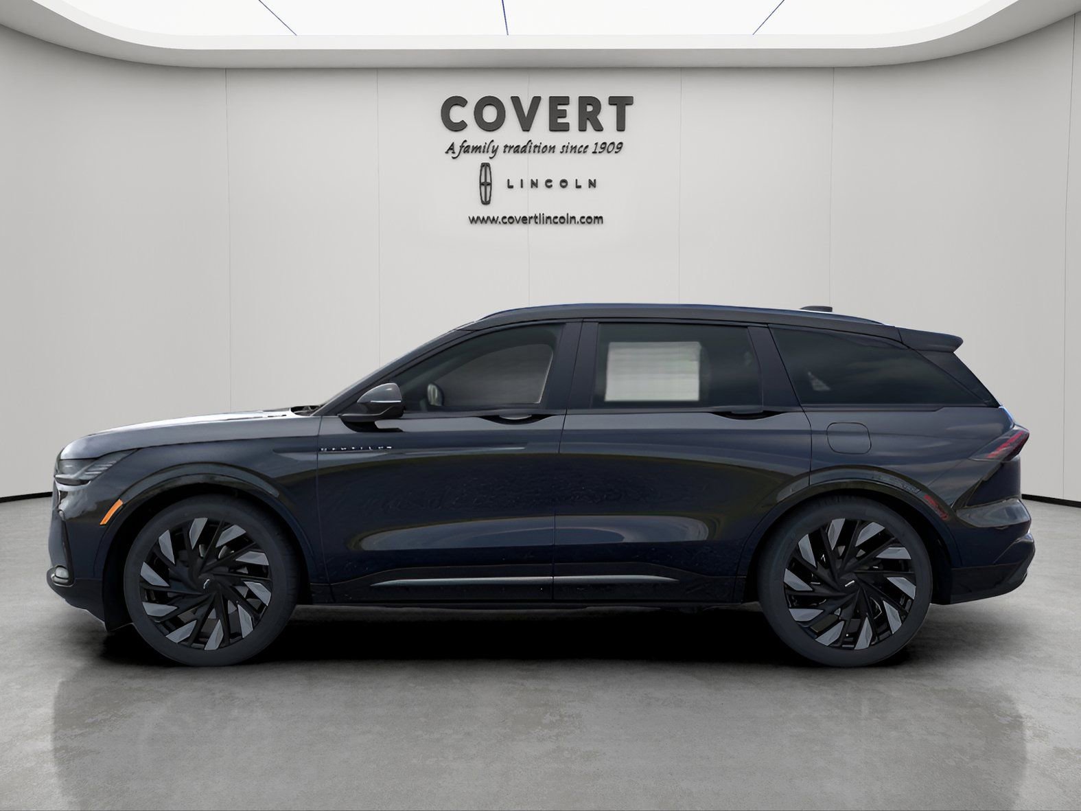 New 2026 Lincoln Nautilus Reserve image 3