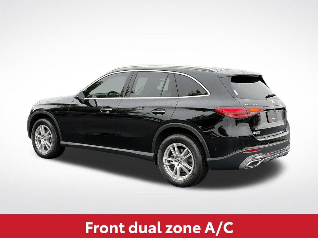Used 2023 Mercedes-Benz GLC 300 4MATIC image 5