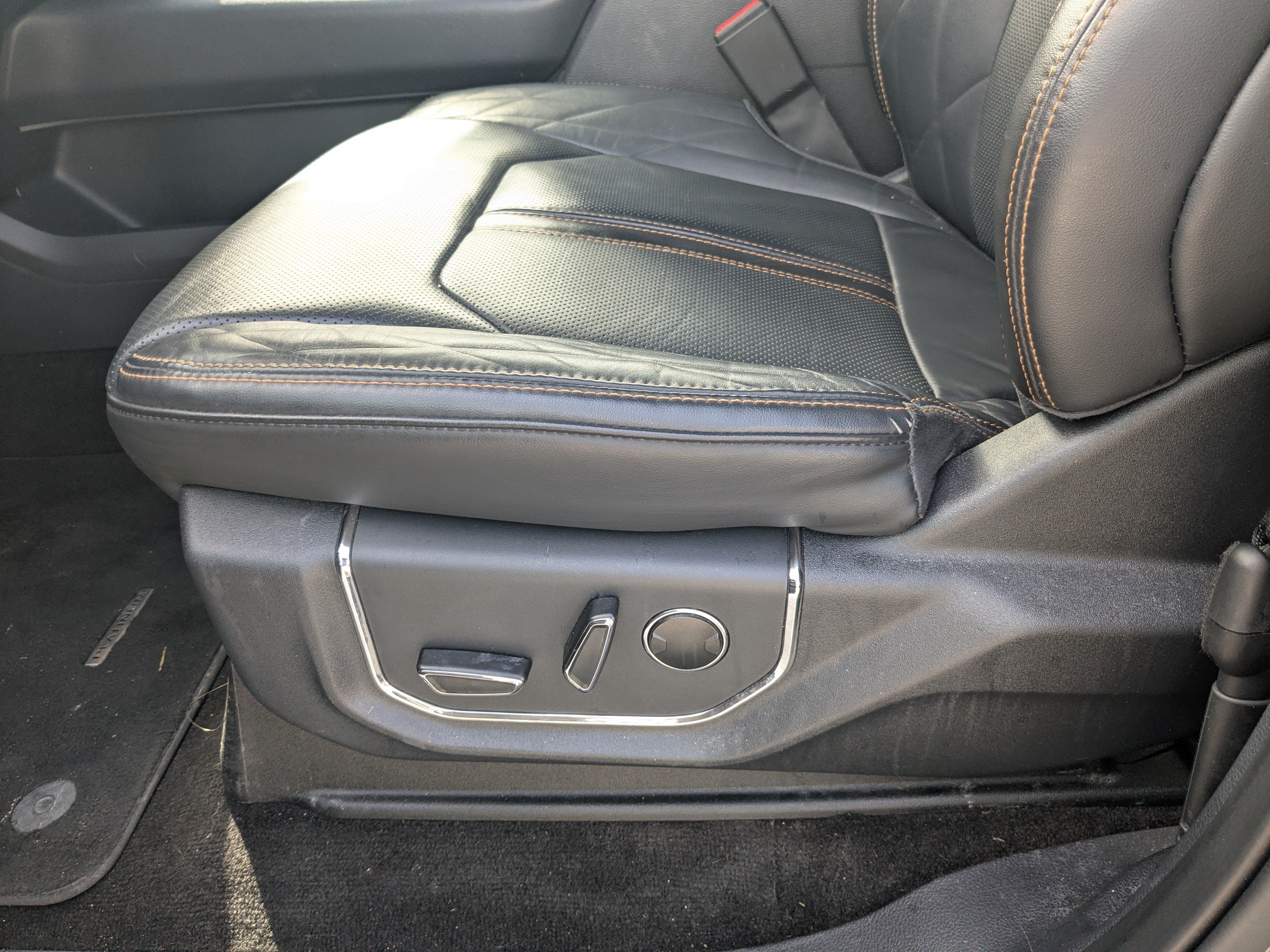 Used 2022 Ford Expedition Max Platinum AWD/4WD image 21