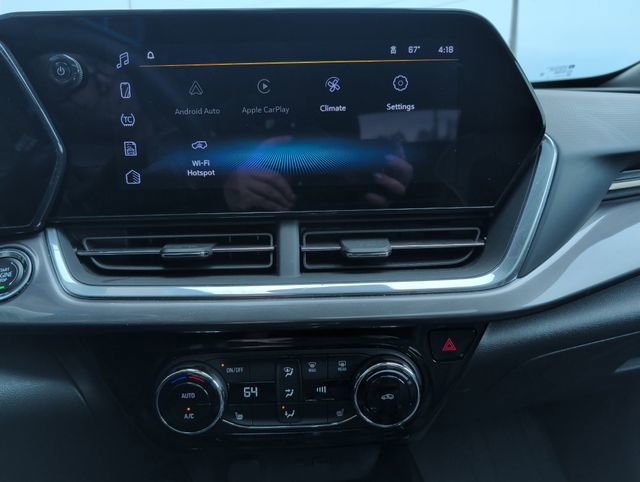 Certified 2024 Chevrolet Trax ACTIV w/ Sunroof Package FWD image 21