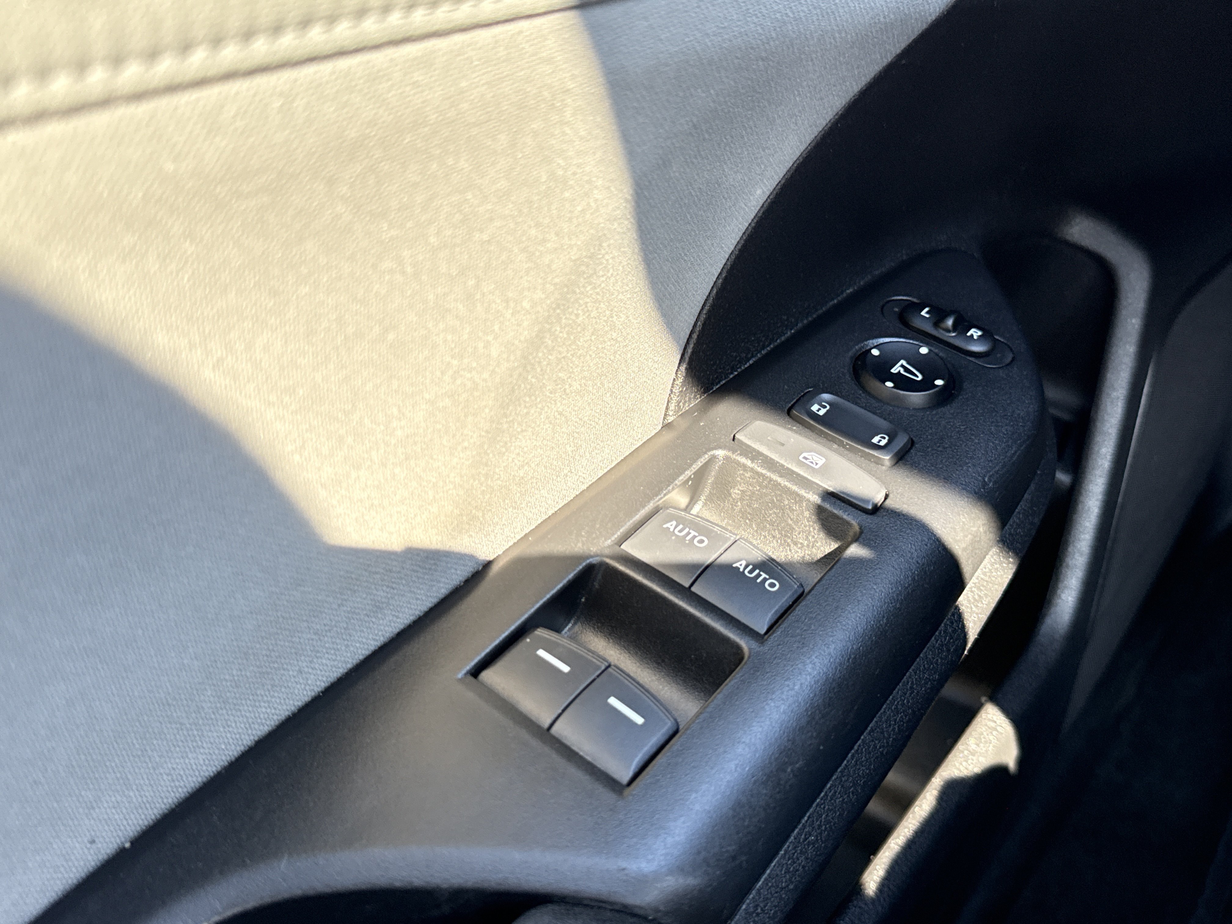 Used 2021 Honda Civic EX image 29