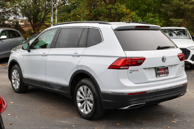 Used 2018 Volkswagen Tiguan SE w/ Panoramic Sunroof Package AWD/4WD image 24