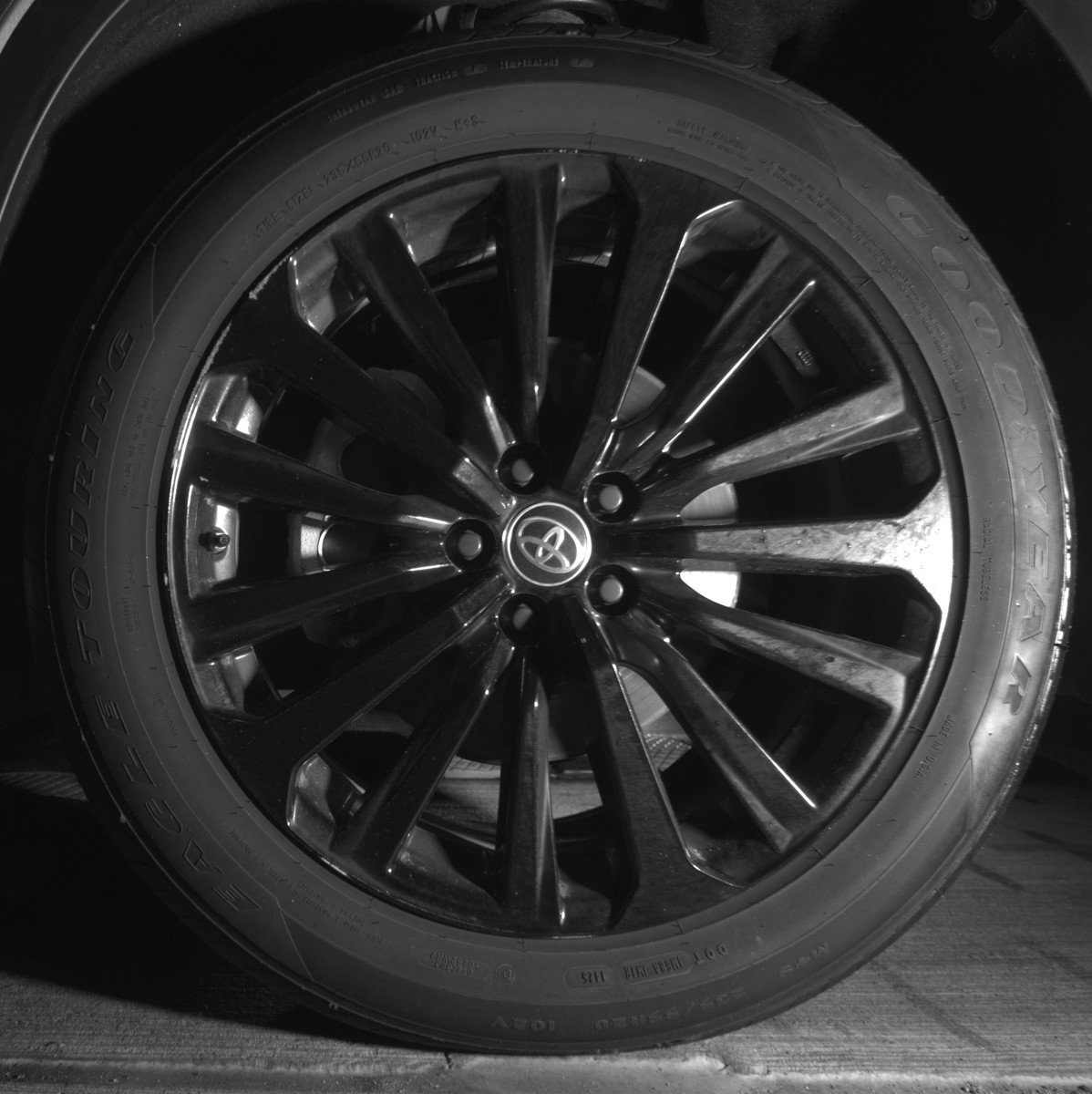 Used 2025 Toyota Highlander XSE image 12