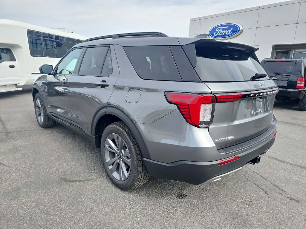New 2026 Ford Explorer Active image 3