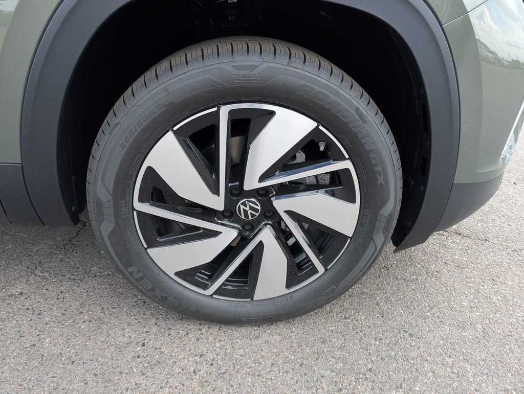 New 2026 Volkswagen Atlas SE image 25