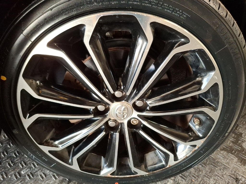 Used 2016 Toyota Corolla S image 3