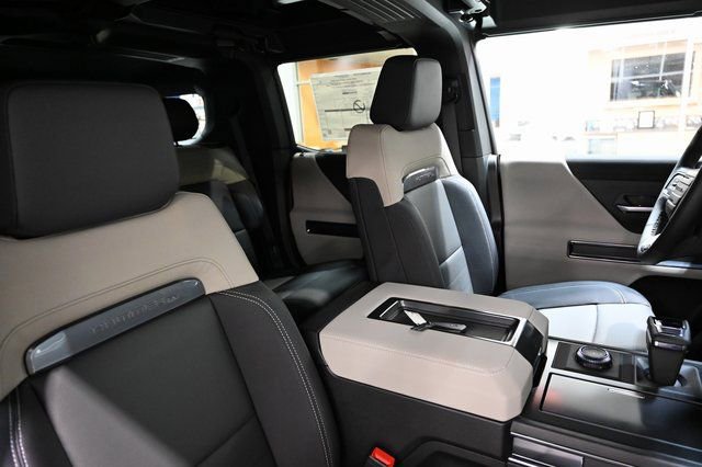 New 2026 GMC Hummer EV SUV image 8