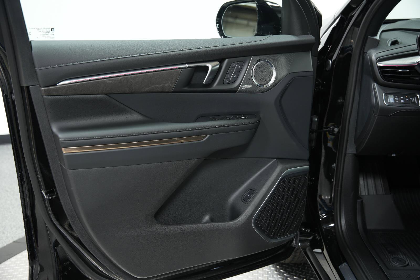 New 2026 Buick Enclave Avenir w/ Super Cruise Package image 21