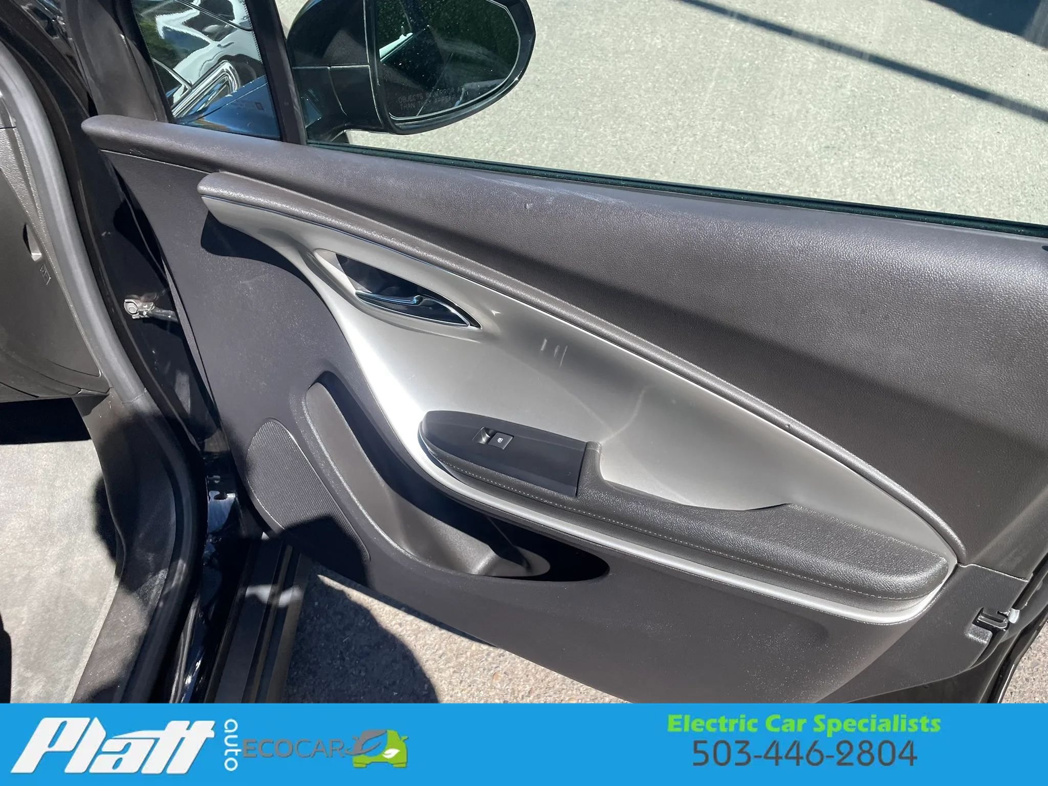 Used 2015 Chevrolet Volt Premium w/ Premium Trim Package FWD image 39