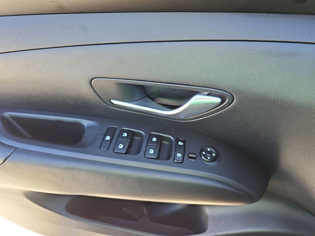 Used 2023 Hyundai Santa Cruz SEL w/ Activity Package image 32