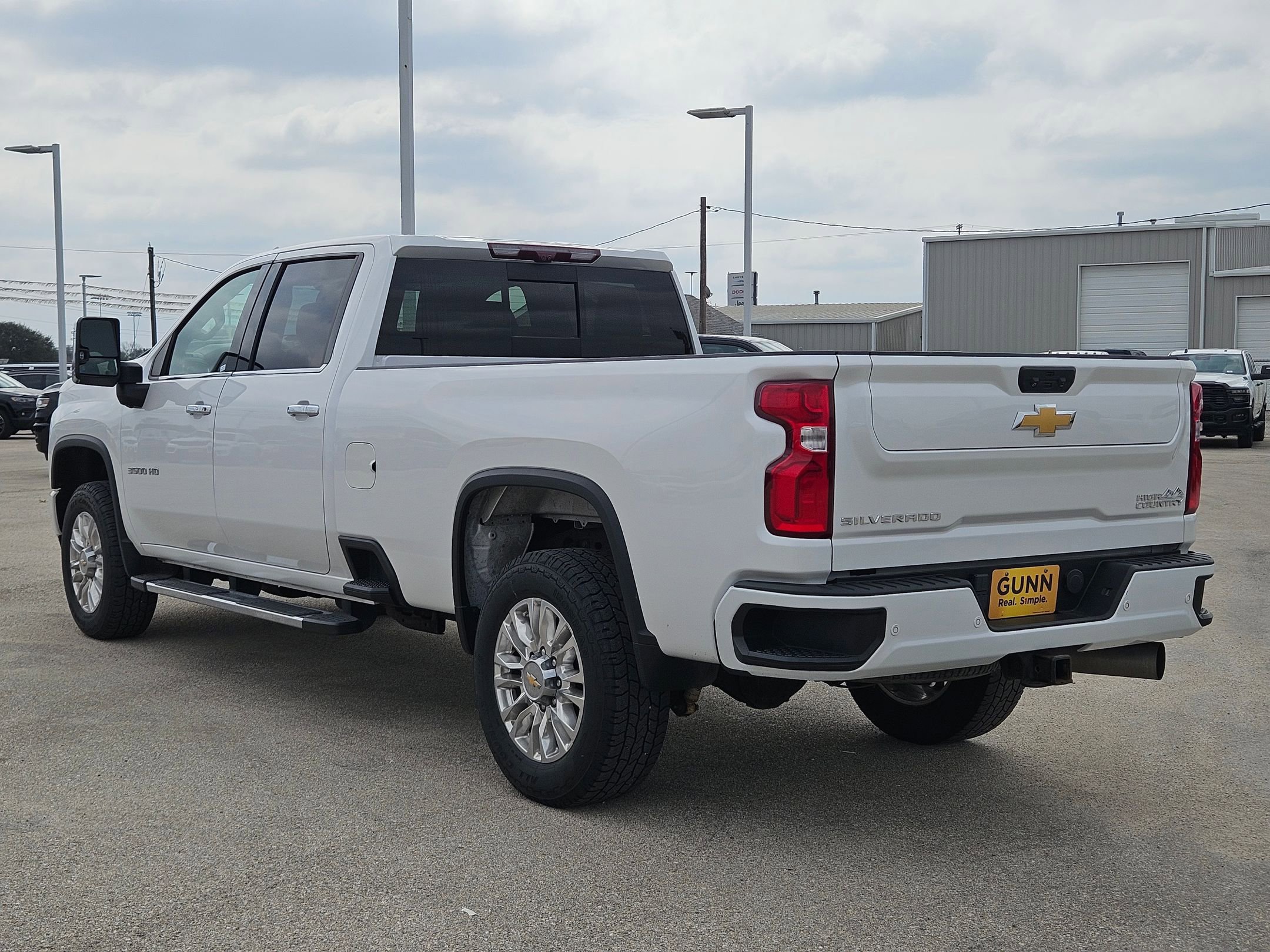 Used 2022 Chevrolet Silverado 3500 High Country w/ Z71 Off-Road Package image 5