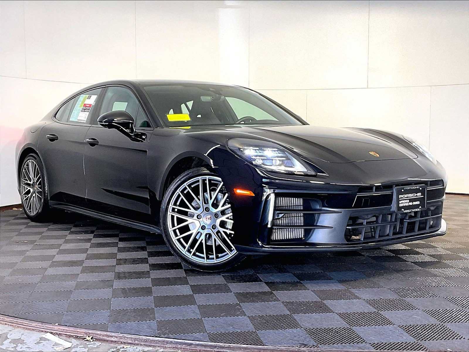 Certified 2026 Porsche Panamera 4 AWD/4WD image 9
