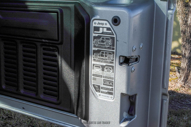 Used 2018 Jeep Wrangler Unlimited Sport S image 29