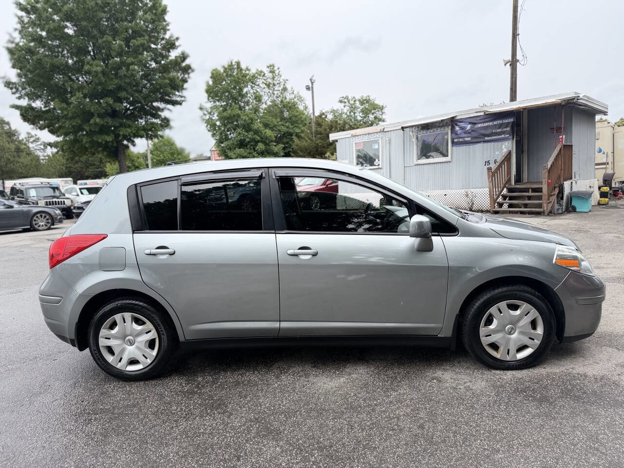 Used 2010 Nissan Versa 1.8 S w/ PWR Plus Pkg FWD image 4