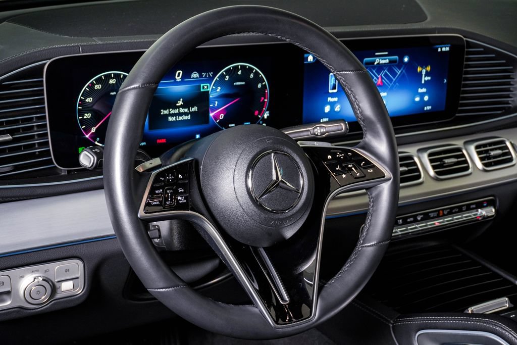 Used 2025 Mercedes-Benz GLS 450 4MATIC image 20
