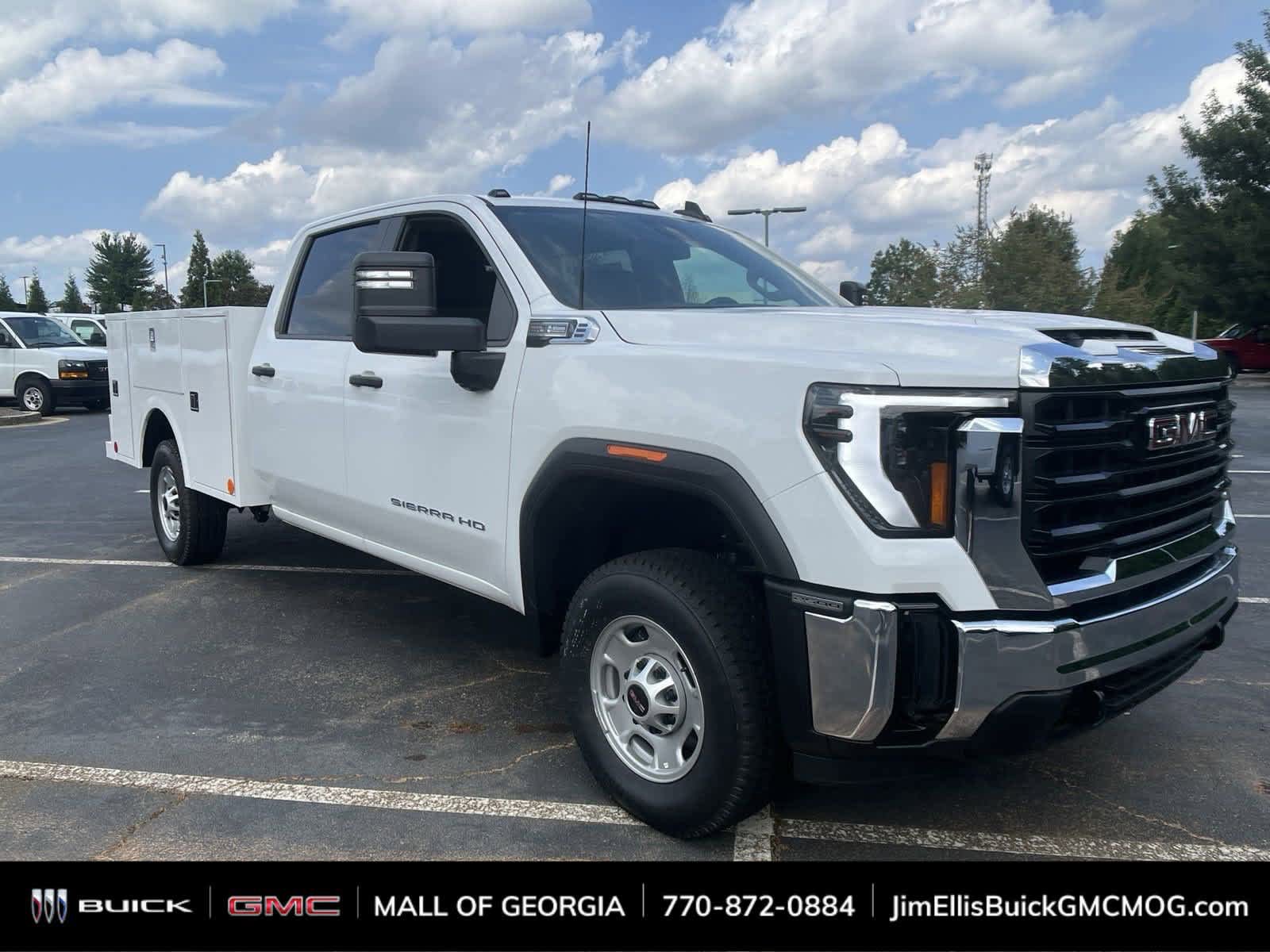 New 2024 GMC Sierra 2500 Pro w/ Convenience Package image 2