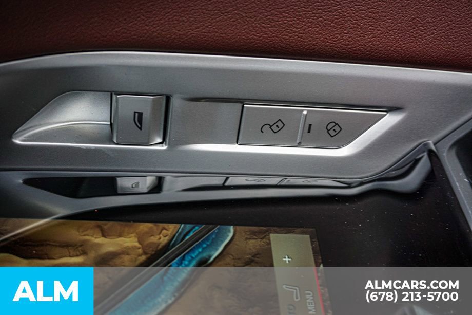 Used 2025 BMW i7 eDrive50 w/ M Sport Package image 64