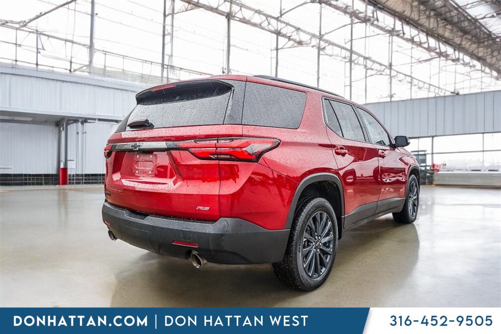 Used 2023 Chevrolet Traverse RS w/ LPO, Floor Liner Package image 34
