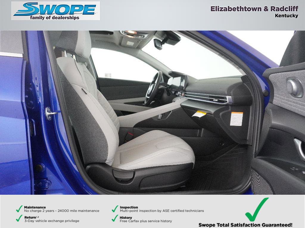 Certified 2025 Hyundai Elantra Limited image 10