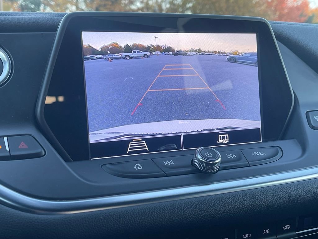 Used 2022 Chevrolet Blazer LT image 25