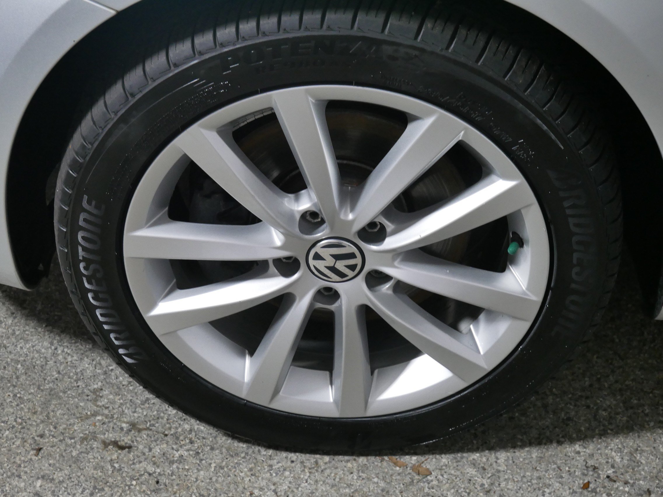 Used 2013 Volkswagen Eos Komfort FWD image 15