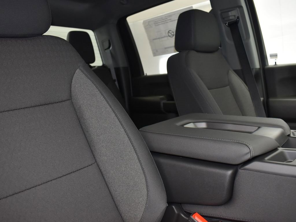 New 2026 Chevrolet Silverado 2500 Custom w/ Custom Value Package image 25