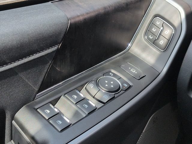 Used 2025 Ford F250 Lariat w/ Lariat Ultimate Package AWD/4WD image 26