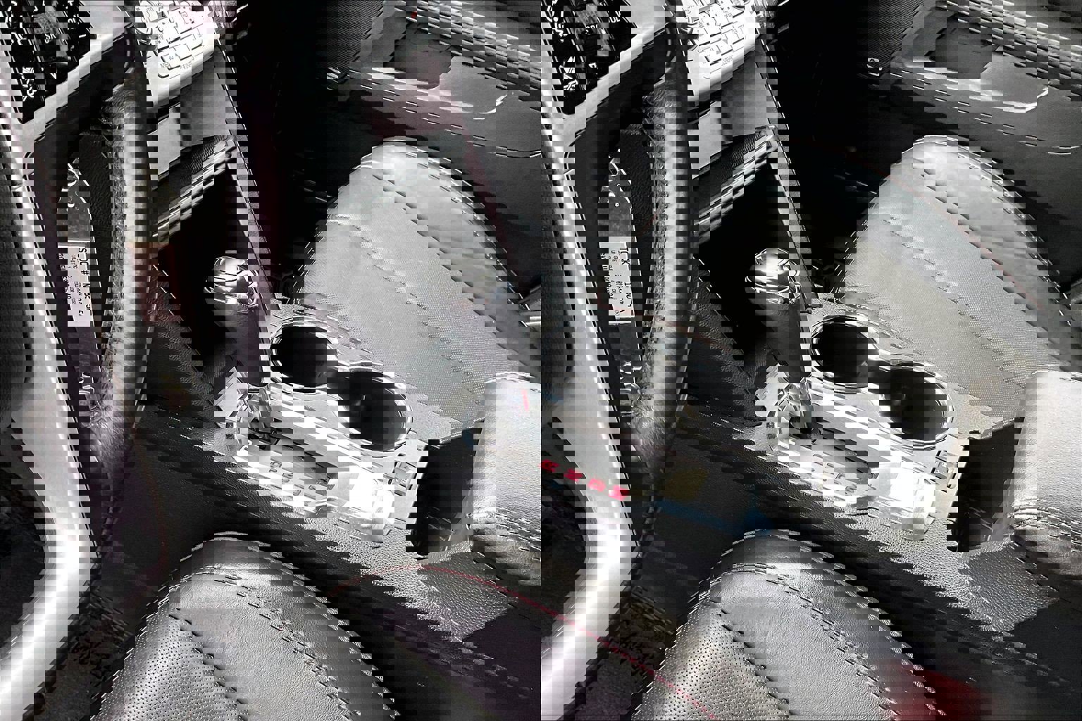 Used 2016 GMC Terrain SLT image 16