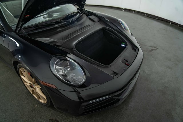 Used 2021 Porsche 911 Carrera 4S w/ Sport Package AWD/4WD image 28