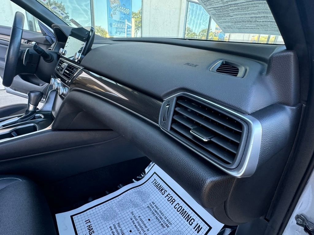 Used 2018 Honda Accord Sport image 23