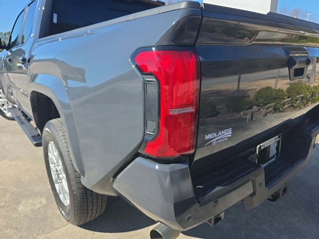 Used 2024 Toyota Tacoma SR5 w/ SR5 Upgrade Package image 16