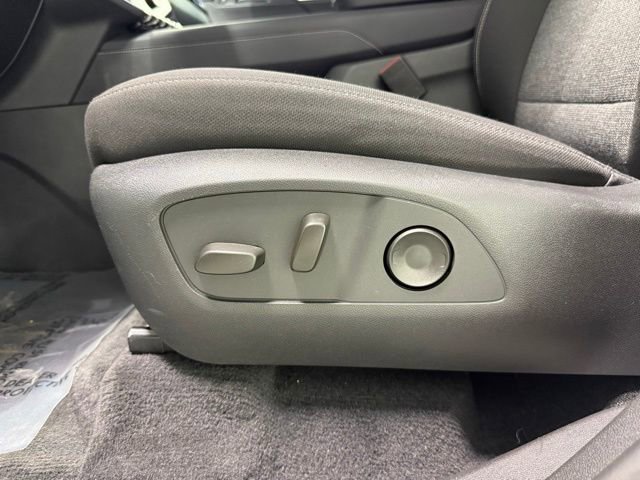 Certified 2025 GMC Acadia Elevation image 15