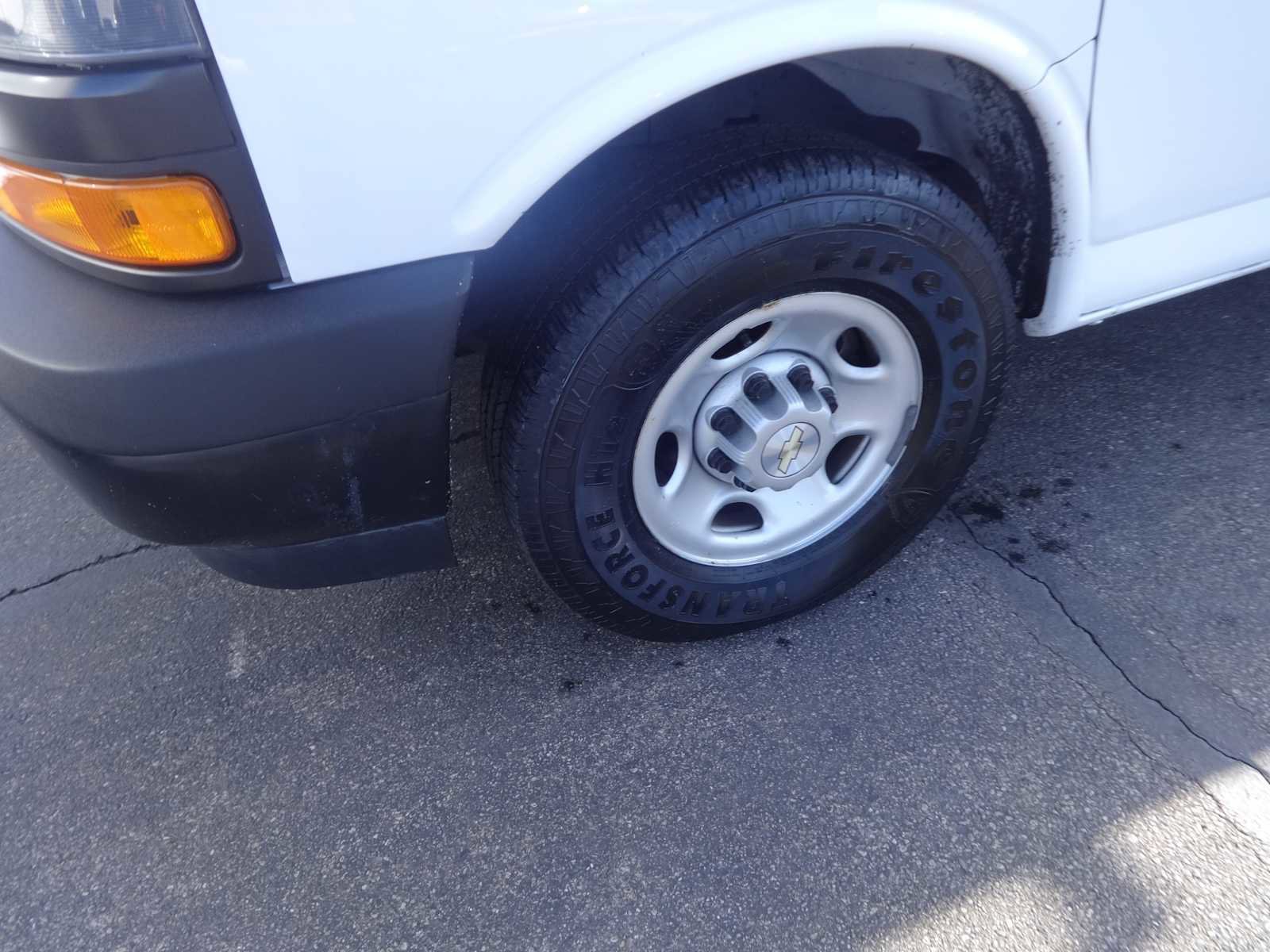 Used 2022 Chevrolet Express 2500 Extended w/ Driver Convenience Package image 3