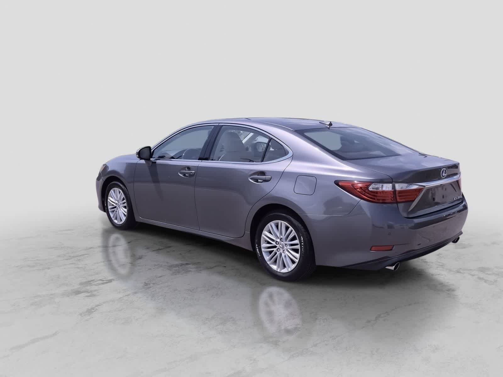 Used 2013 Lexus ES 350 w/ Luxury Pkg FWD image 6