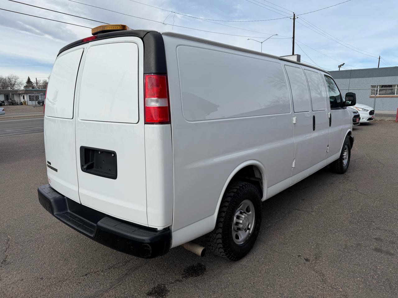 Used 2020 Chevrolet Express 2500 Extended w/ Communications Package image 9