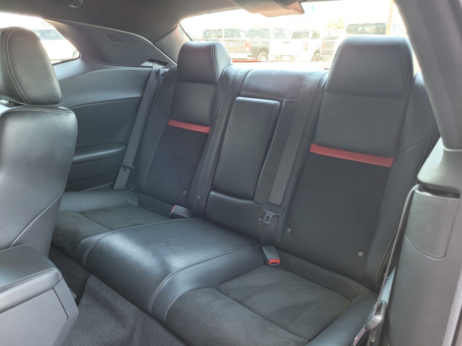 Used 2010 Dodge Challenger SRT8 w/ SRT Option Group II RWD image 13