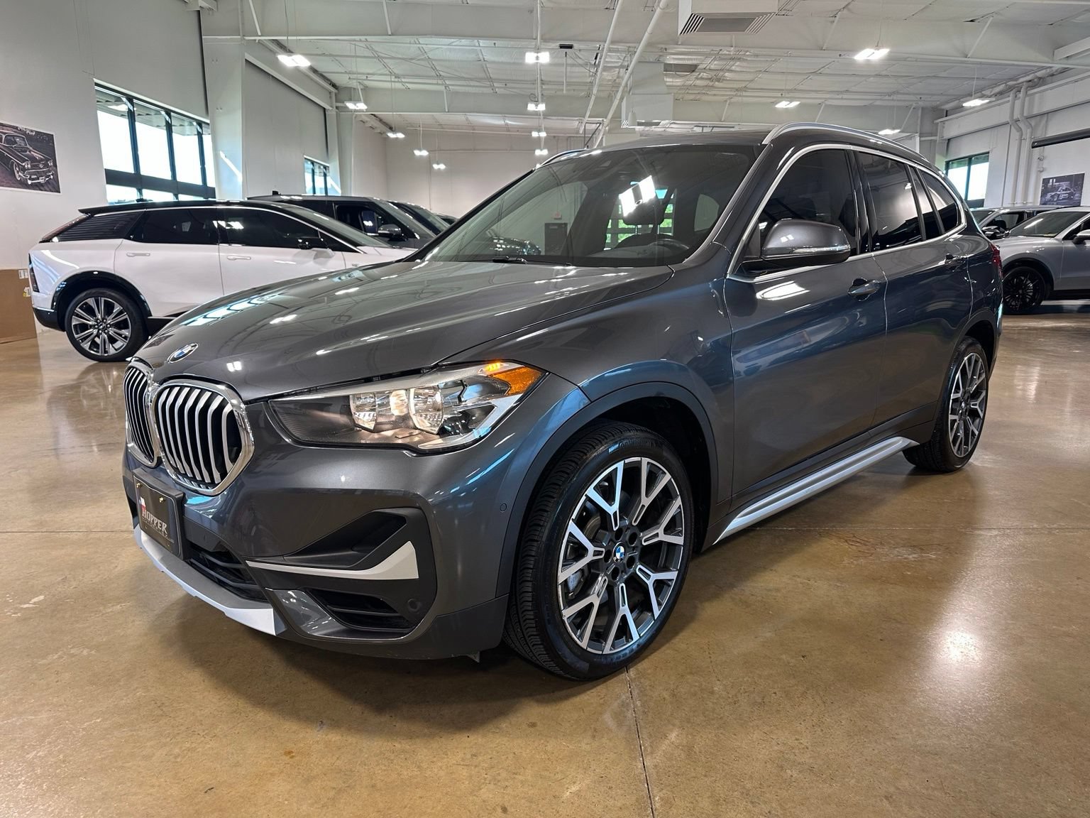 Used 2022 BMW X1 sDrive28i w/ Convenience Package FWD image 3