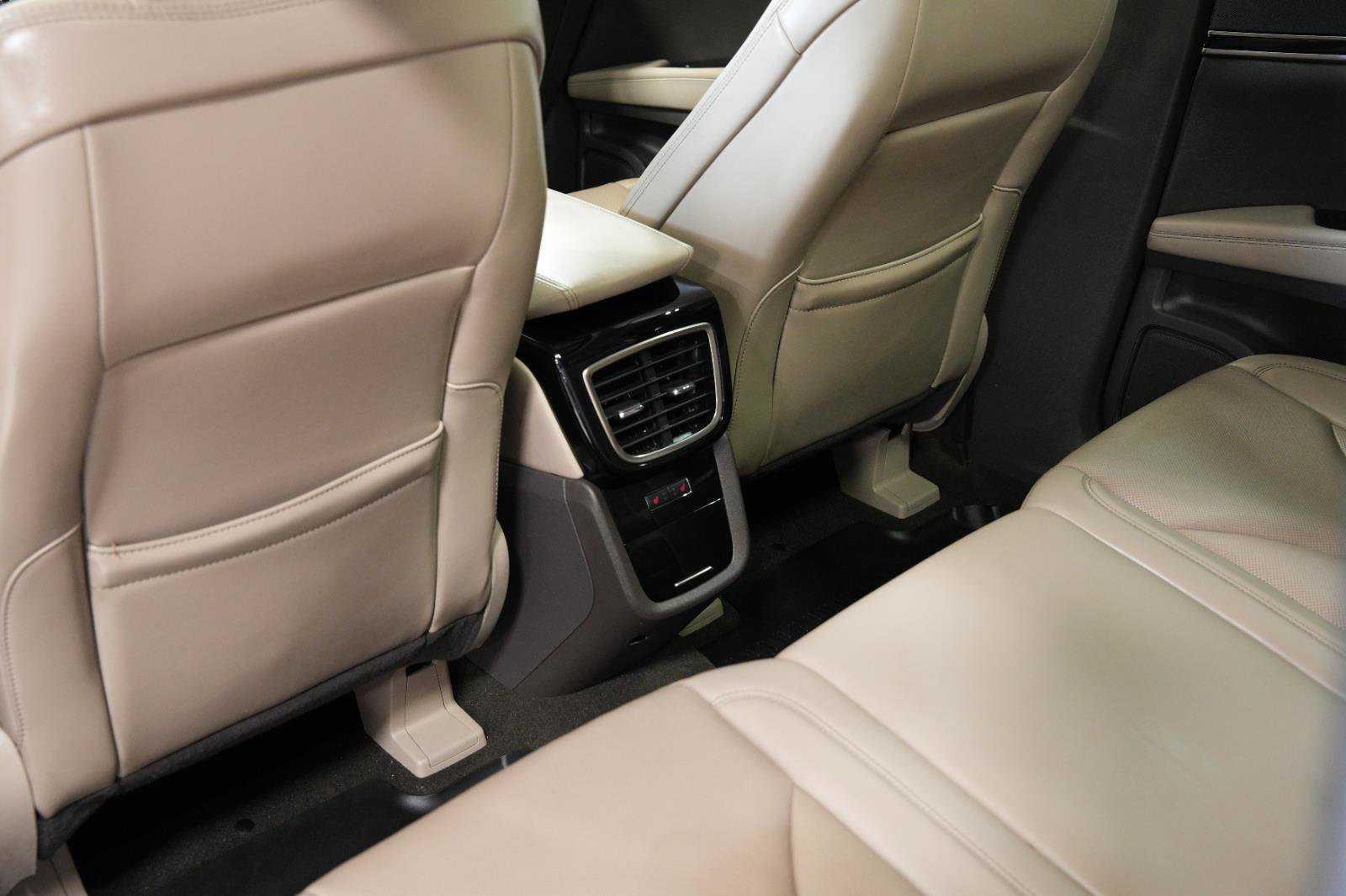 Used 2022 Lincoln Nautilus Reserve image 24