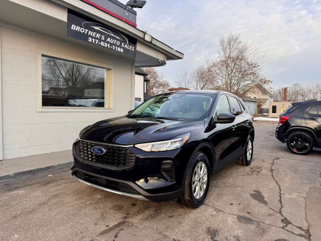 Used 2023 Ford Escape Active image 4