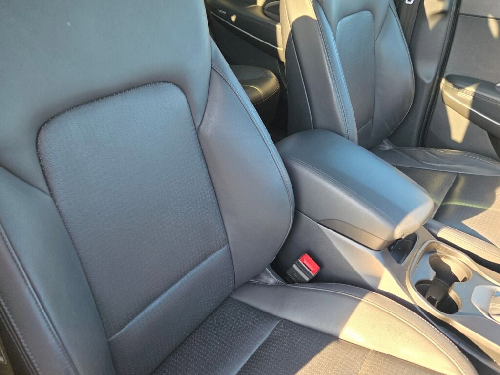 Used 2014 Hyundai Santa Fe Limited image 9