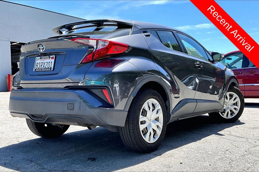 Certified 2019 Toyota C-HR LE FWD image 4
