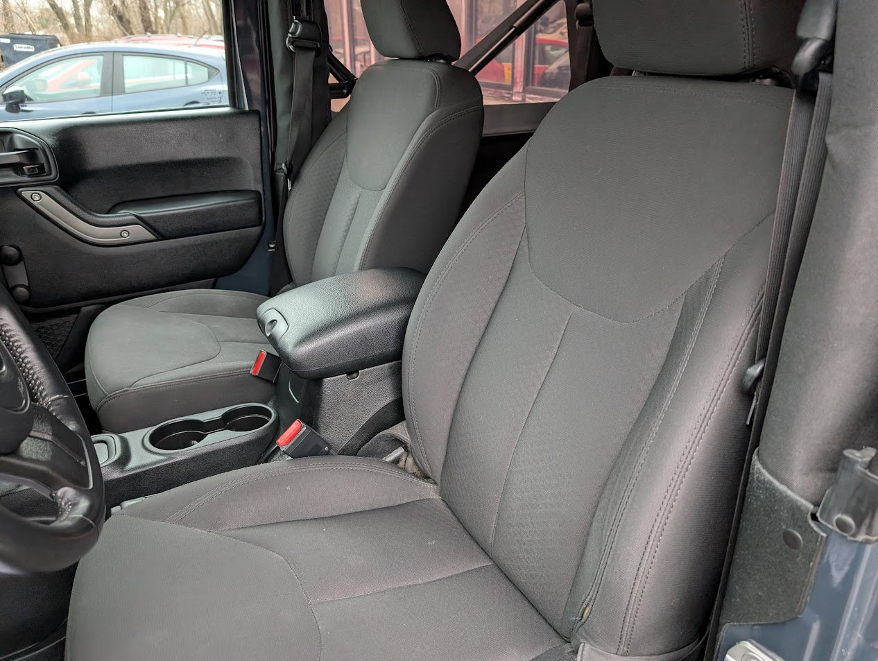 Used 2018 Jeep Wrangler Sport image 6