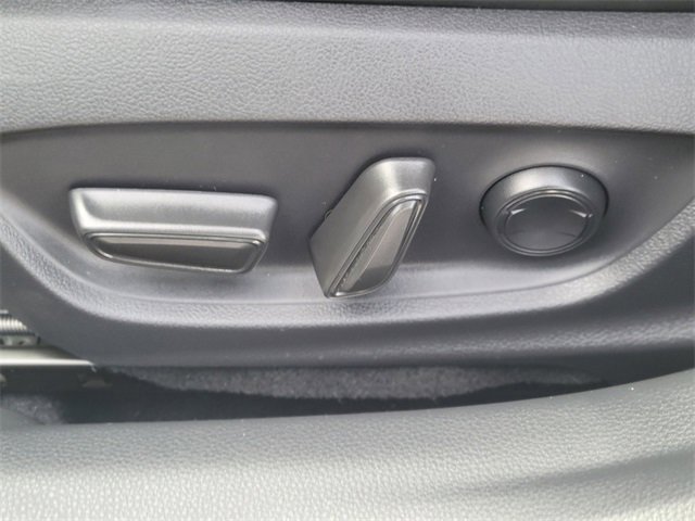 Used 2023 Toyota Prius Prime SE image 20