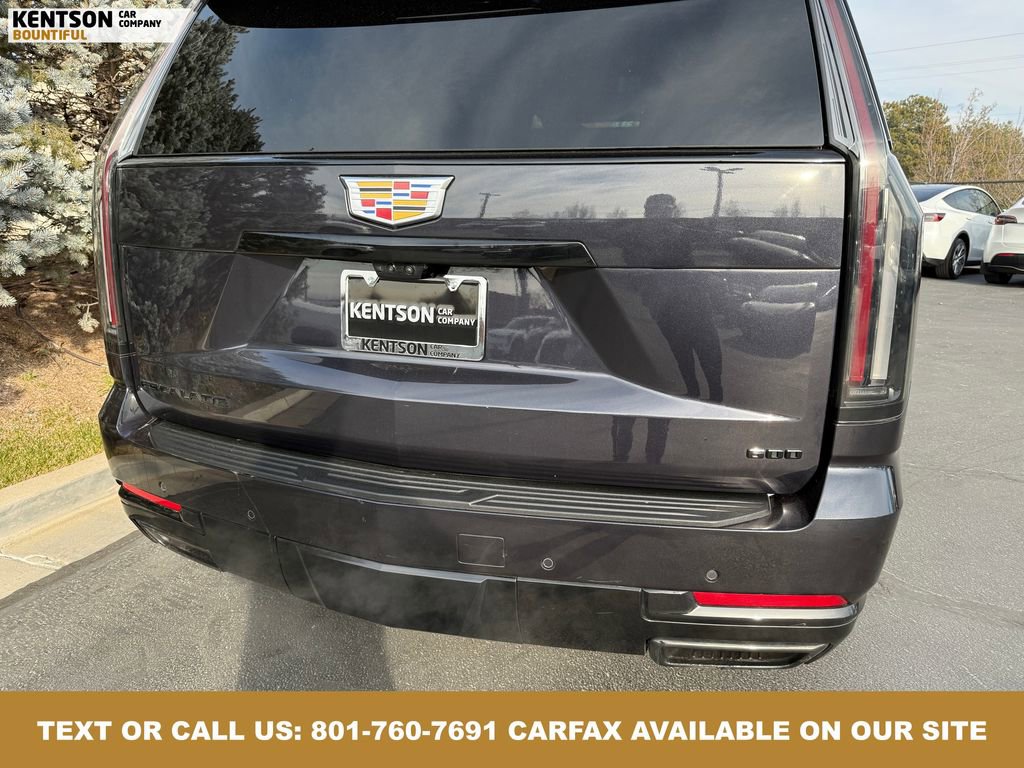 Used 2025 Cadillac Escalade ESV Sport w/ LPO, ONYX Package image 47