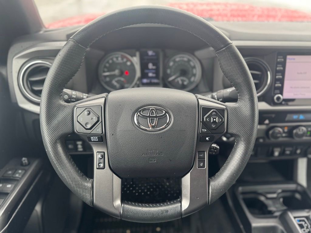 Used 2022 Toyota Tacoma TRD Sport image 14
