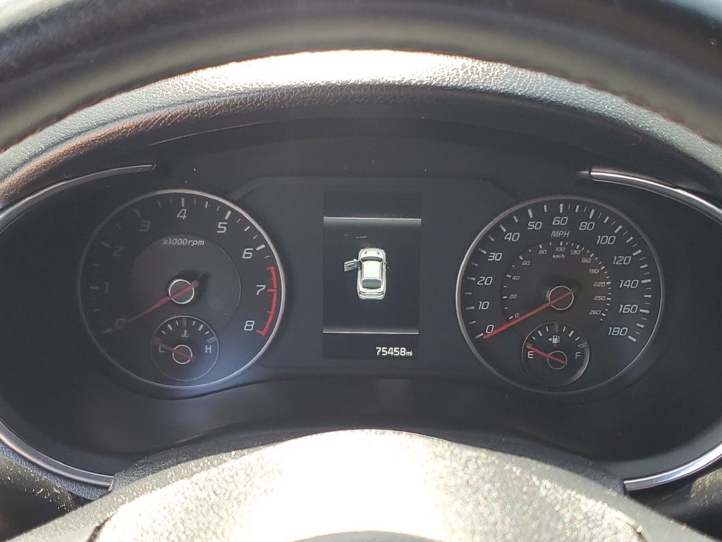 Used 2022 Kia Stinger GT1 w/ Red Interior Color Package RWD image 26