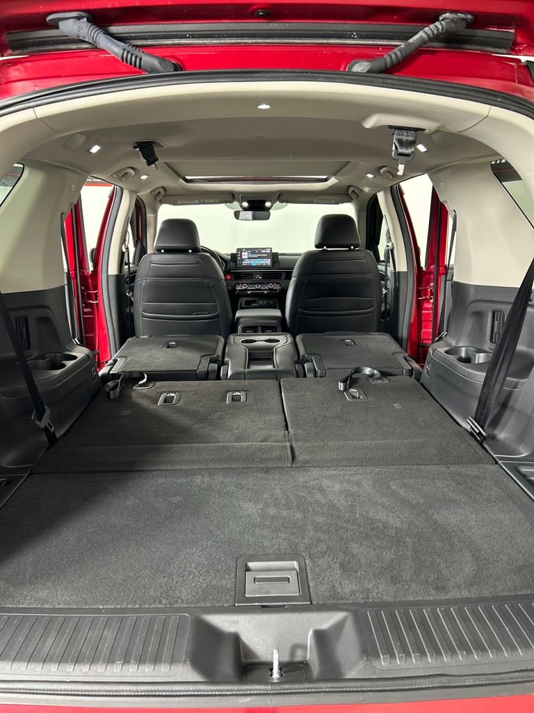 Used 2025 Honda Pilot Elite image 22
