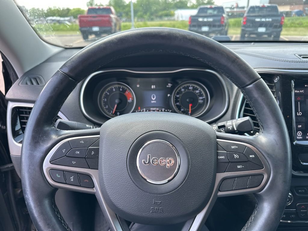 Used 2020 Jeep Cherokee Limited w/ Trailer Tow Group AWD/4WD image 8